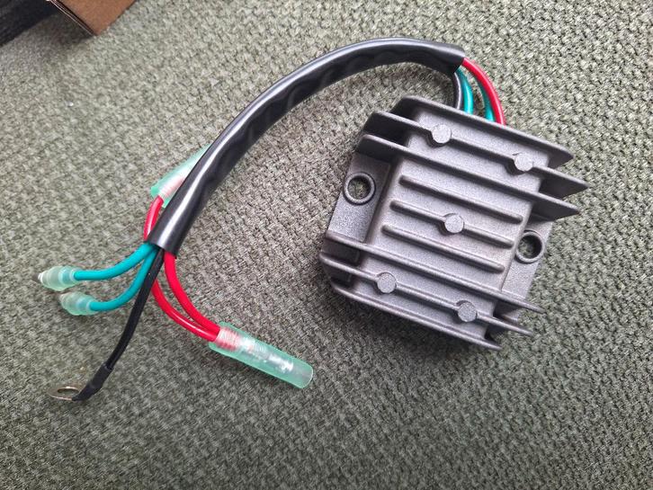 Spanningsregelaar Buitenboordmotor Nieuw, Watersport en Boten, Bootonderdelen, Nieuw, Motor en Techniek, Motorboot, Ophalen of Verzenden