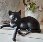 Beeld van een Liggende Zwarte Kitten Kat Poes Nieuw, Verzamelen, Dierenverzamelingen, Nieuw, Ophalen of Verzenden, Beeldje of Figuurtje