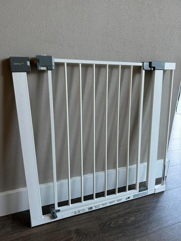 Bundel baby en kinder spullen zie foto’s, Kinderen en Baby's, Kinderkamer | Bedden, Zo goed als nieuw, Minder dan 140 cm, Minder dan 70 cm