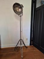 Te koop: Industriële BePure vloerlamp - Echte eyecatcher!, Ophalen, Zo goed als nieuw, Metaal