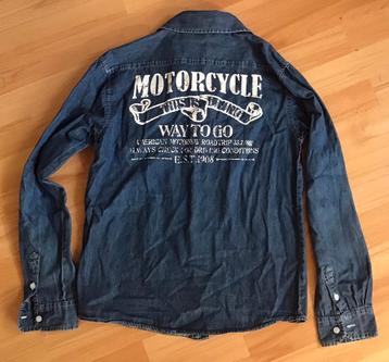 Stoere spijker blouse denim met tekst op achterkant maat 164 beschikbaar voor biedingen