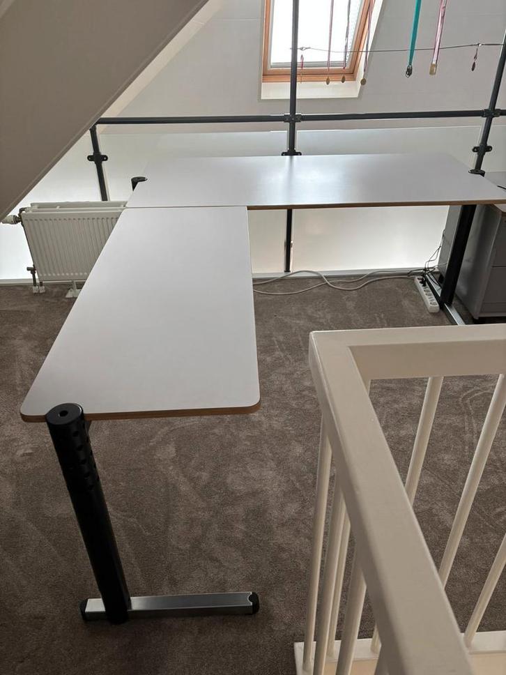 Hoekbureau met verlengstuk - 1.60m + 1.24m, Huis en Inrichting, Bureaus, Zo goed als nieuw, Bureau, Ophalen