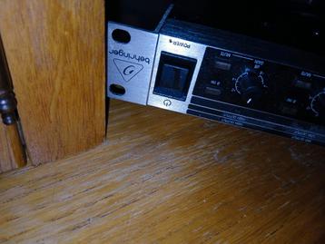 Behringer super x pro  beschikbaar voor biedingen