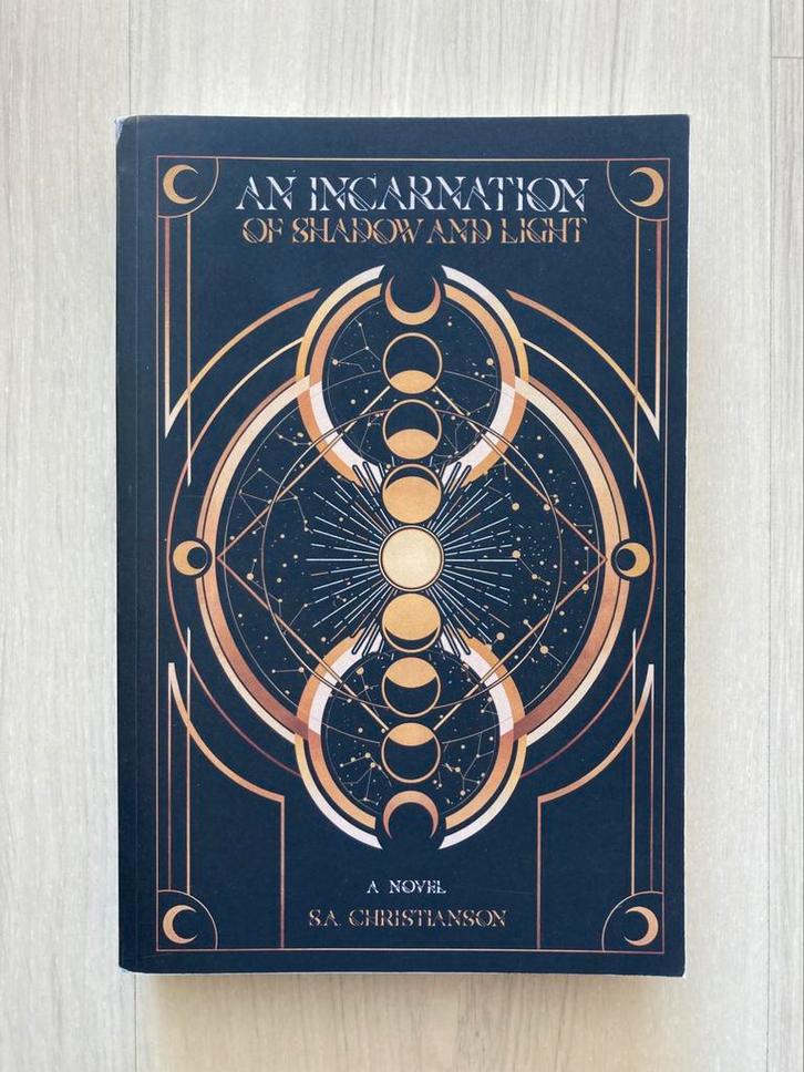 An incarnation of shadow and light s a christianson fantasy, Boeken, Taal | Engels, Zo goed als nieuw, Ophalen of Verzenden