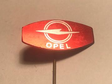 Metalen OPEL AUTOMERK Speld (Rood/Aluminiumkleur). beschikbaar voor biedingen