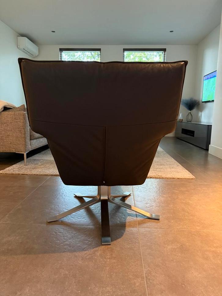 Design on Stock Djenné fauteuil - Tijdloos design!, Huis en Inrichting, Fauteuils, Zo goed als nieuw, Leer, 50 tot 75 cm, Minder dan 75 cm