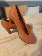 Fred de la Bretoniere pumps maat 41, Pumps, Fred de la Bretoniere, Bruin, Ophalen of Verzenden
