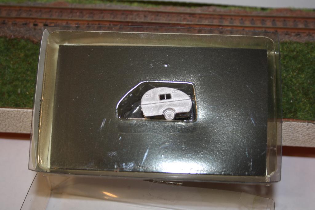 Witmetalen caravan oldtimer, Hobby en Vrije tijd, Modeltreinen | N-Spoor, Overige merken, Verzenden, Gelijkstroom of Wisselstroom