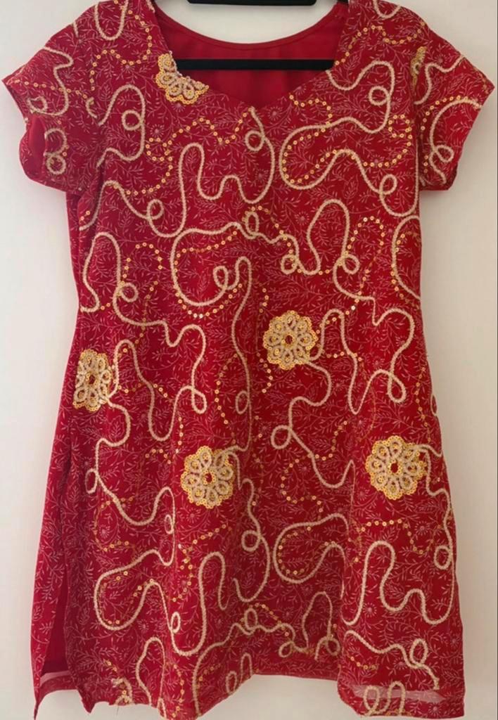 Gouden/rode Indiase jurk, Kleding | Dames, Jurken, Zo goed als nieuw, Maat 46/48 (XL) of groter, Rood, Verzenden