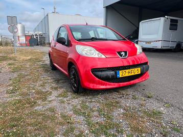Peugeot 107 1.0 12V 3DR 2008 Rood beschikbaar voor biedingen