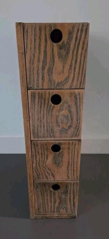 Ladekast hout  beschikbaar voor biedingen