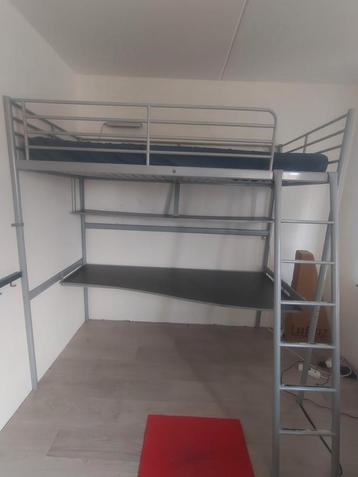 Ikea Tromso / Tromsö Hoogslaper met Bureau - Arnhem beschikbaar voor biedingen