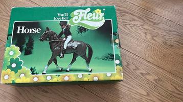 Fleur Horse (art.nr. 385-4000) – Otto Simon Almelo met doos beschikbaar voor biedingen