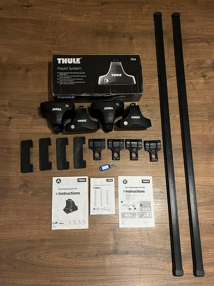 Thule Rapid System 754 + System Kit 1503 | Ford Fiesta MK7, Auto diversen, Dakdragers, Gebruikt, Ophalen of Verzenden
