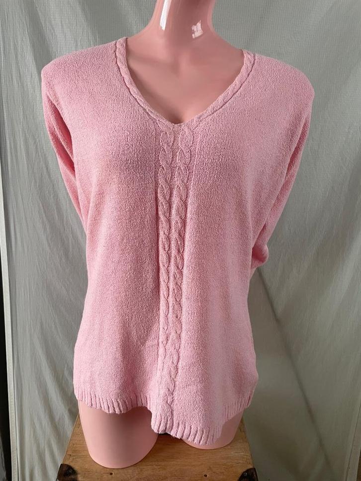 Roze trui – kabelpatroon - Maat M, Kleding | Dames, Truien en Vesten, Zo goed als nieuw, Maat 38/40 (M), Roze, Ophalen of Verzenden