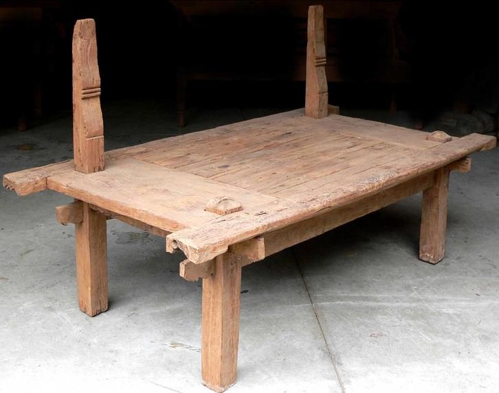 Antieke weeftafel uit Madura T18 tafel salontafel indonesie, Antiek en Kunst, Kunst | Niet-Westerse kunst, Ophalen of Verzenden