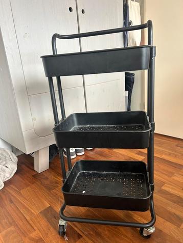 Handige zwarte trolley karretje beschikbaar voor biedingen