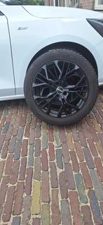 Winterbanden, zwarte velgen. Ford focus type vanaf 2019, Auto-onderdelen, Banden en Velgen, Gebruikt, Banden en Velgen, 17 inch