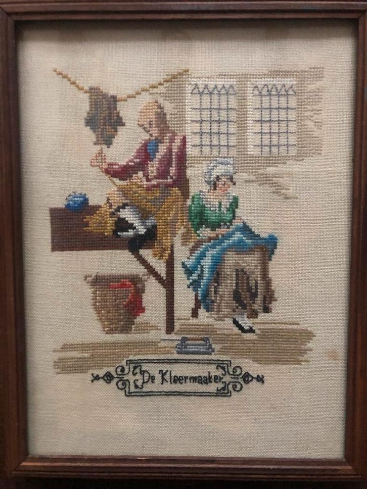 Geborduurde voorstelling 'De Kleermaker' jaren 70, Antiek en Kunst, Kunst | Etsen en Gravures, Ophalen of Verzenden
