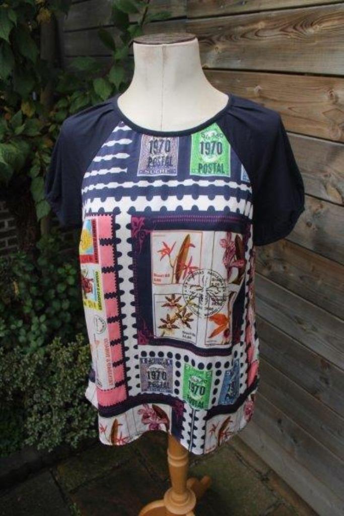 T-Shirt blauw/ kleur Tuzzi mt 42 Vaste prijs, Kleding | Dames, T-shirts, Zo goed als nieuw, Maat 42/44 (L), Blauw, Korte mouw