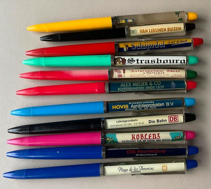 11 Vintage Eskesen Floaty pennen oa Die Bahn, Verzamelen, Pennenverzamelingen, Gebruikt, Balpen, Overige merken, Met reclame, Ophalen of Verzenden