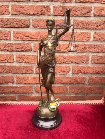 Weens brons: VROUWE JUSTITIA beschikbaar voor biedingen