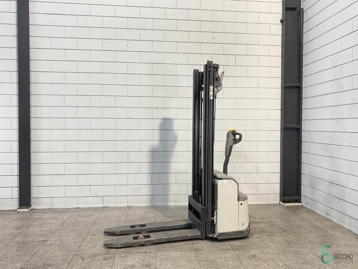 Stapelaars Elektrisch Atlet PS125TV359 2012, Zakelijke goederen, Machines en Bouw | Heftrucks en Intern transport, Stapelaar, Elektrisch