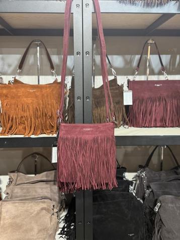 Damestassen Flora & Co Bordaux rood  met franje's beschikbaar voor biedingen