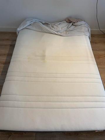 Gratis Matras - 3 jaar gebruikt beschikbaar voor biedingen