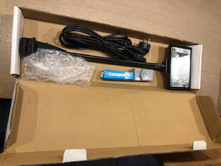 Display-verlichting 150 W op standaard, Huis en Inrichting, Lampen | Overige, Nieuw, Ophalen of Verzenden