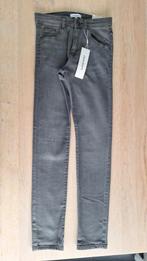 Grijze jeans maat 176 - Nieuw met prijskaartje, Broek, Nieuw, Ophalen of Verzenden, Cost:bart