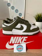 Nike Dunk Low Medium Olive - maat 40,5, Ophalen of Verzenden, Nieuw, Oranje, Sneakers of Gympen