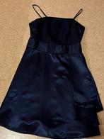 cocktailjurk donkerblauw met spaghettibandjes, Blauw, Cocktailjurk, Ophalen of Verzenden, Zo goed als nieuw