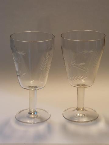 Vintage gegraveerde wijnglazen - Finland / Scandinavië beschikbaar voor biedingen