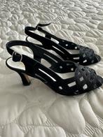 Vintage schoentje  maat 38, Kleding | Dames, Schoenen, Ophalen of Verzenden, Zo goed als nieuw, Zwart, Sneakers of Gympen