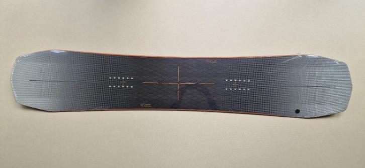 Bataleon Disaster+ 151 (nieuw), Sport en Fitness, Snowboarden, Zo goed als nieuw, Board, Ophalen of Verzenden