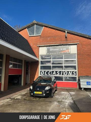 Fiat Punto 0.9 Twinair 2015 Zwart Alle opties origineel NL beschikbaar voor biedingen