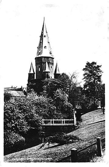 913855	Zutphen	Drogenapstoren	Nette oude kaart	Onbeschreven	 beschikbaar voor biedingen