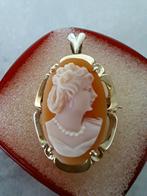 2 Stuks worden samen verkocht 14 karaat, Sieraden, Tassen en Uiterlijk, Antieke sieraden, Ophalen of Verzenden, Goud, Hanger