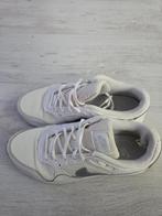 Witte Nike Sneakers - Maat 38, Wit, Nike, Ophalen of Verzenden, Sneakers of Gympen