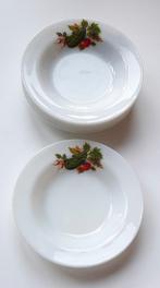 7 Pyrex diepe borden. Courgette. Nieuwstaat., Huis en Inrichting, Keuken | Servies, Ophalen of Verzenden, Zo goed als nieuw, Bord(en)