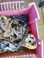 Bak met steigerkoppelingen en toebehoren, Ophalen of Verzenden