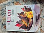 B. Glover - Het uien kookboek, Ophalen of Verzenden, Zo goed als nieuw, B. Glover