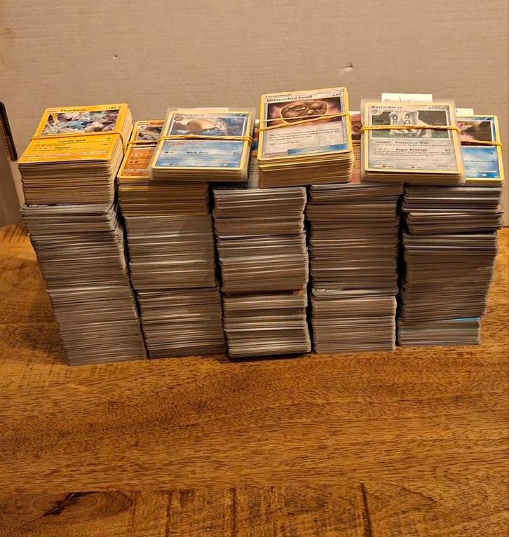 Bulk Pokémon kaarten, Hobby en Vrije tijd, Verzamelkaartspellen | Pokémon, Zo goed als nieuw, Meerdere kaarten, Ophalen of Verzenden