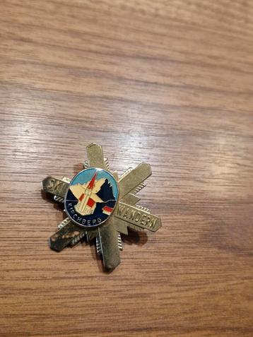 724 Kirchberg Wandern Skiën Emaille Pin Vintage beschikbaar voor biedingen