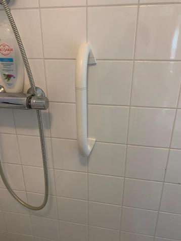 Wandbeugel Badkamer - Veiligheid en Comfort beschikbaar voor biedingen