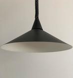 Vintage jaren 80.  Zwarte metalen hanglamp  Rotterdam belgie, Huis en Inrichting, Lampen | Hanglampen, Ophalen of Verzenden