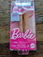Barbie jubileum 65 jaar, Verzamelen, Poppen, Ophalen of Verzenden, Zo goed als nieuw, Pop