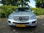 Mercedes-Benz M-Klasse 3.0 CDI Ml320 4MATIC AUT 2006 Grijs, Auto's, Automaat, 2987 cc, Diesel, Particulier