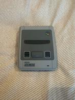 Super Nintendo SNES mini- Weinig gebruikt!, Spelcomputers en Games, Ophalen of Verzenden, Zo goed als nieuw, Met 2 controllers